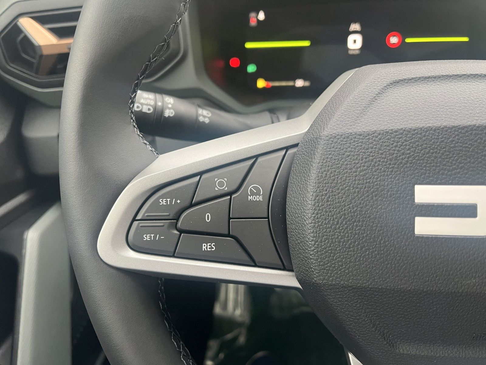 Fahrzeugabbildung Dacia Bigster Mild Hybrid 140 Extreme