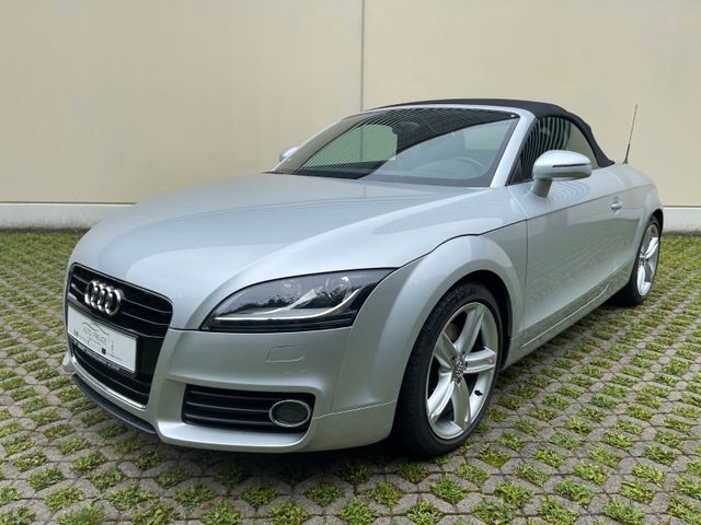 Audi TT 1.8 TFSI DSG Roadster Scheckheftgepflegt