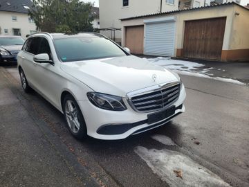 Mercedes E 220 - 2