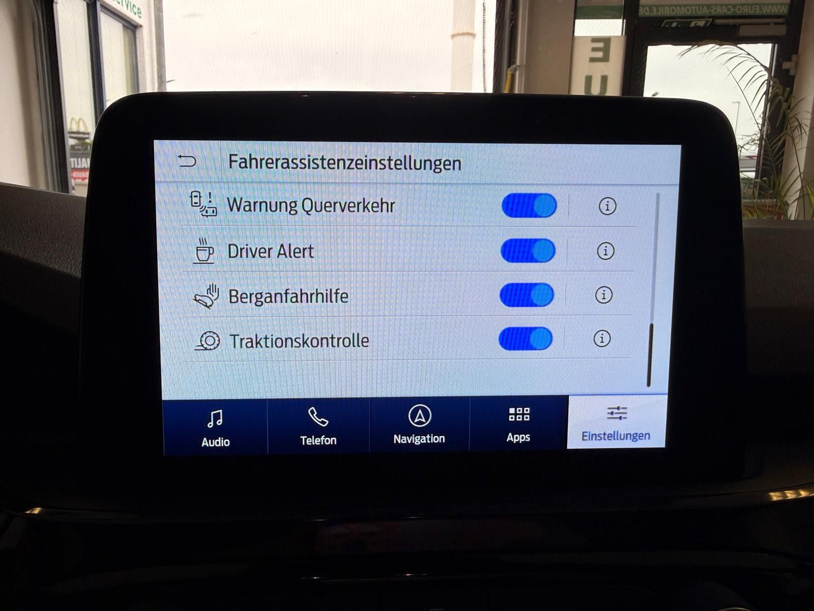Fahrzeugabbildung Ford Kuga ST-Line X / LED / KAMERA / 25TKM