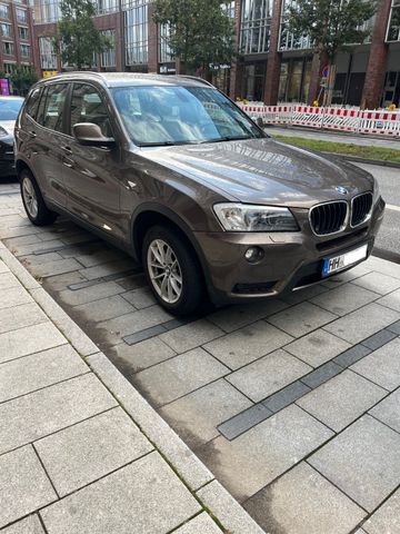 BMW X3 xDrive20d - Leder, Navi, Xenon, Kam...