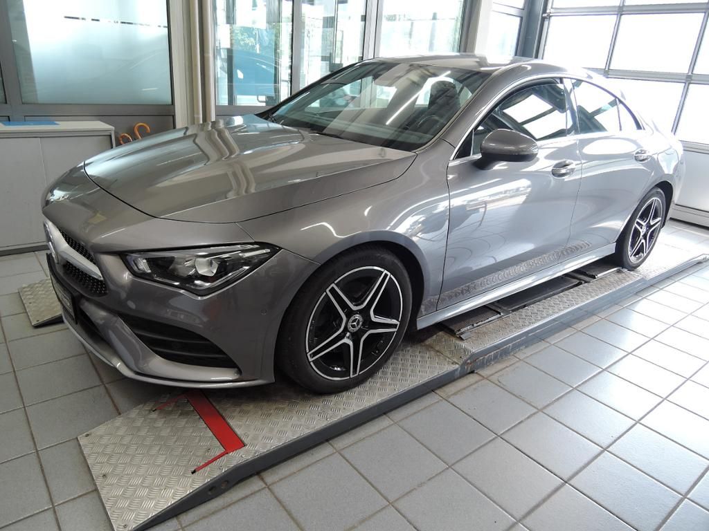 Image of Mercedes-Benz CLA 220