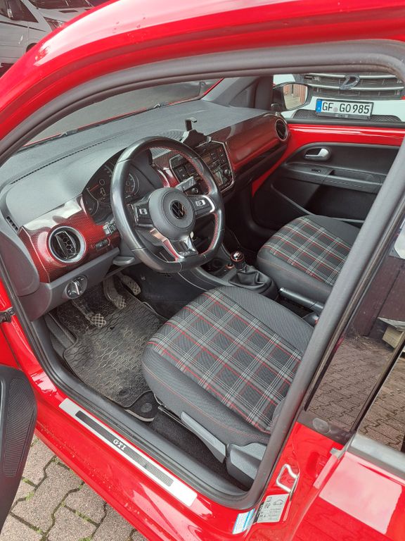 Image of Volkswagen up!