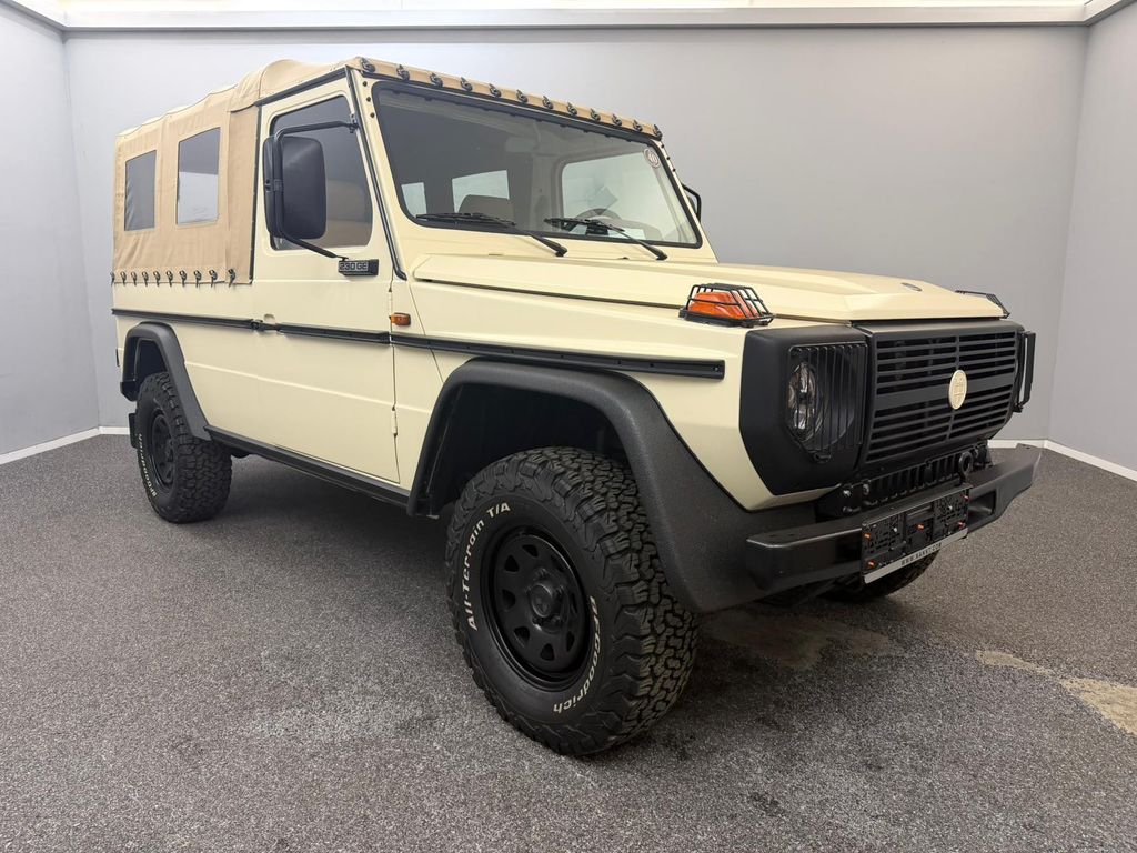 Mercedes-Benz G 230