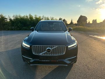 Volvo XC90 - 4