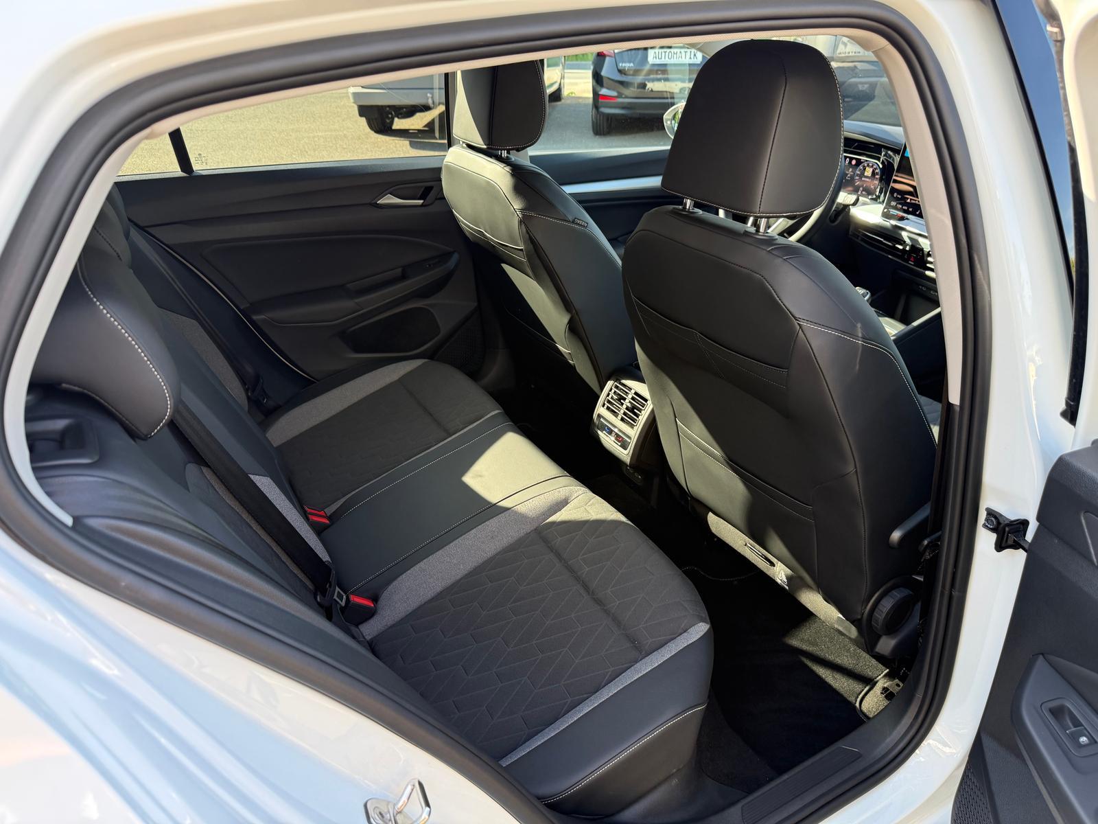 Volkswagen Golf 1.5 TSI Goal*PDC*LED*SHZ*AppCo*ACC*TWA*SHA, миниатюра 21