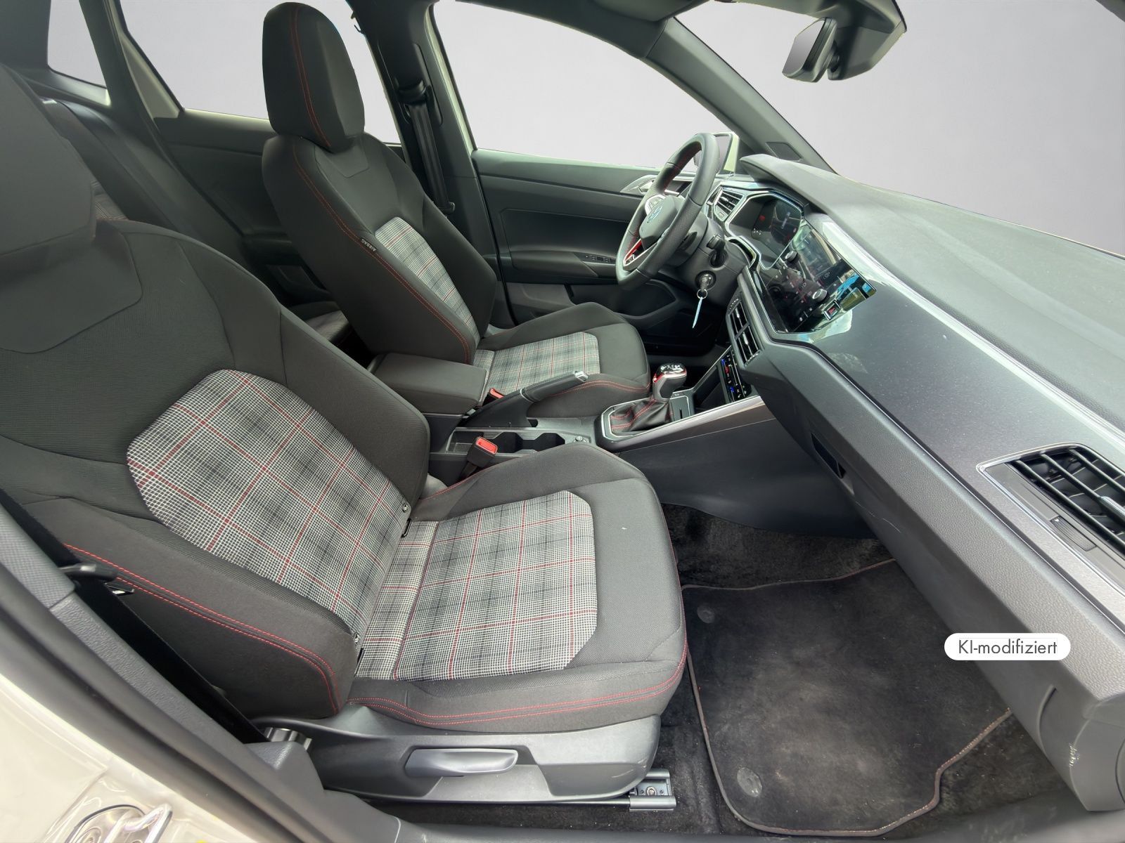 Volkswagen Polo GTI 2.0 TSI DSG MATRIX CARPLAY ACC SHZ foto 4