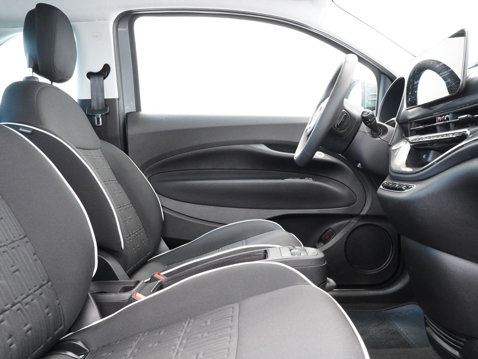 Fahrzeugabbildung Fiat 500e 87KW/42kWh/DC-LADEN/CARPLAY/DAB/SOH