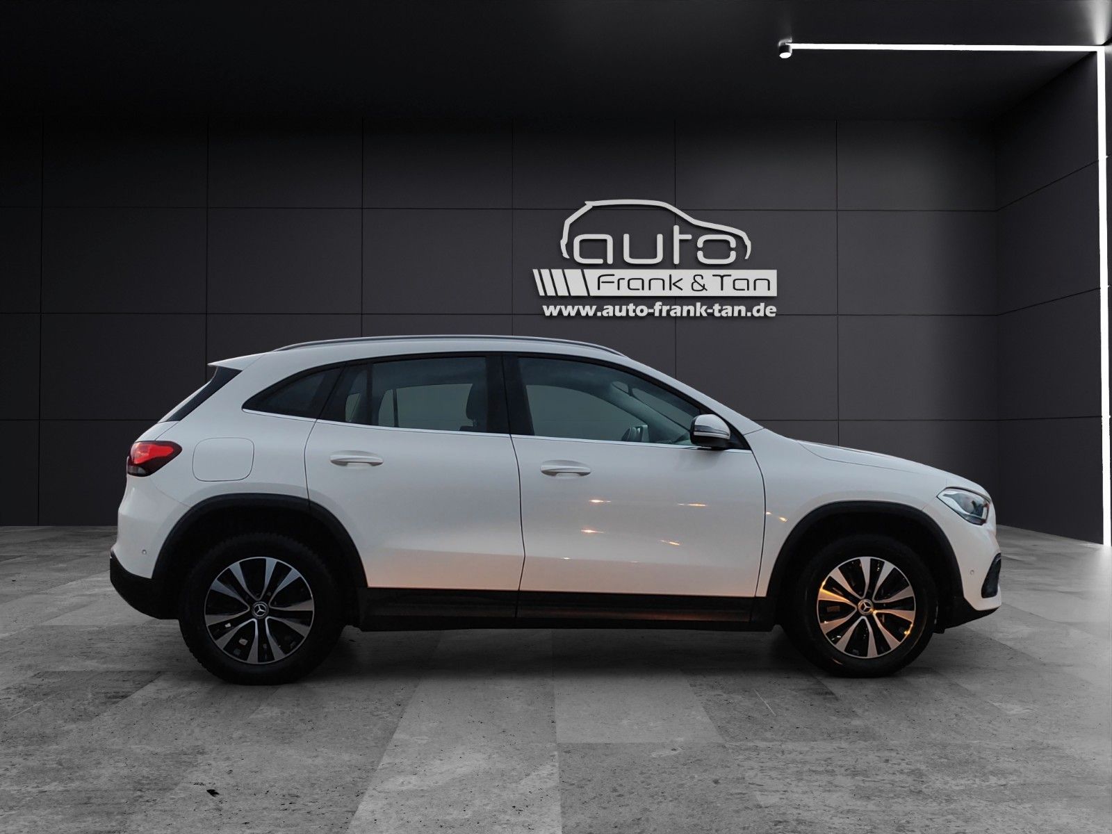 Fahrzeugabbildung Mercedes-Benz GLA 250 e*Navi*AHK*Kamera*SitzHZ*DAB*