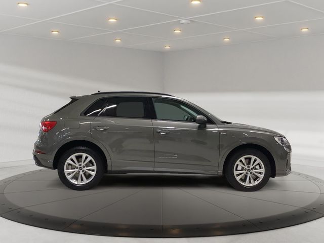 Q3 S line 45 TFSI e S tronic,Kamera,Navi Plus,Vi
