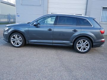 Audi Q7 - 4