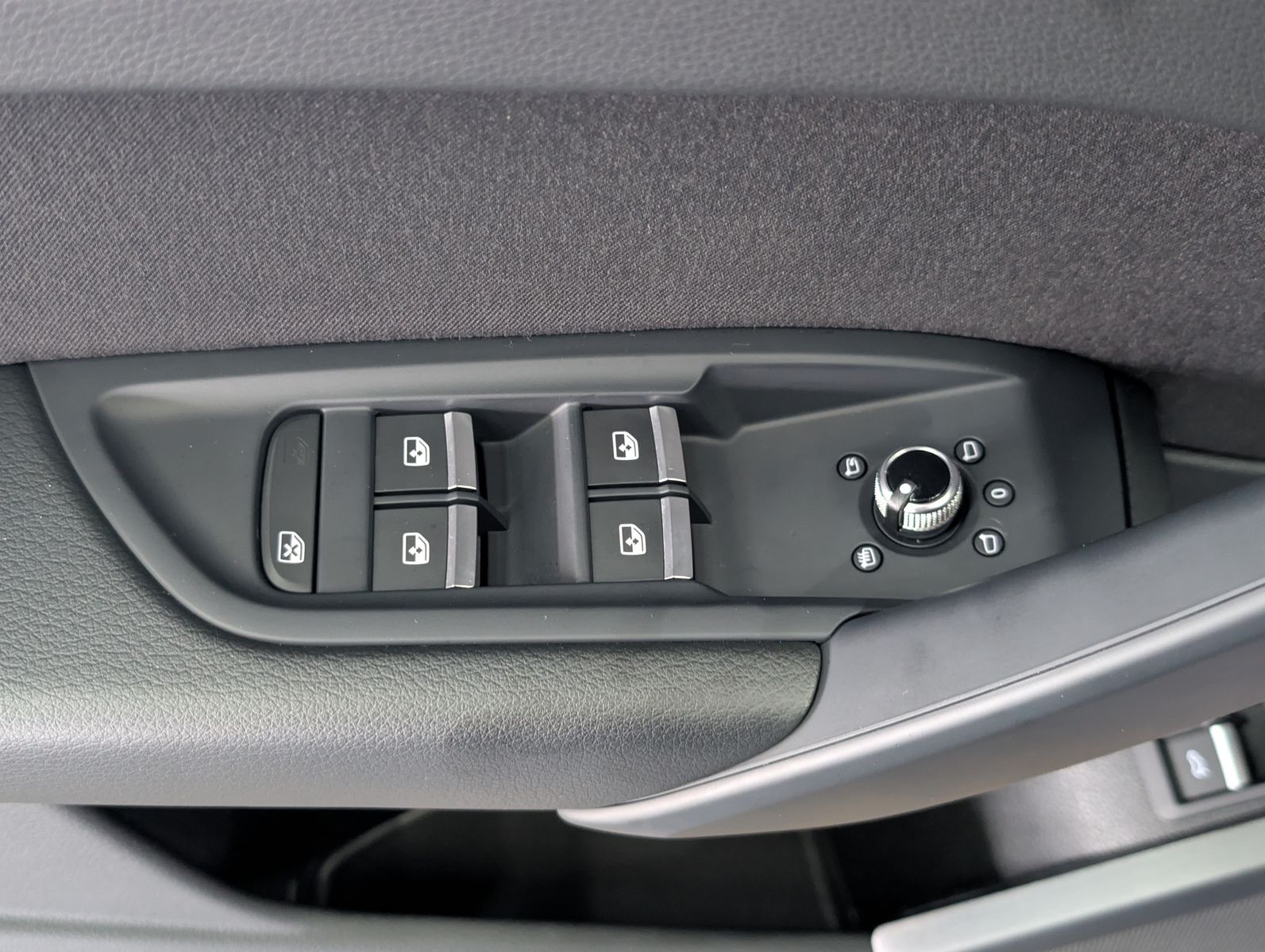 Fahrzeugabbildung Audi Q5 Sportback 55 TFSIe S Line HUD PANO AHK MATRIX