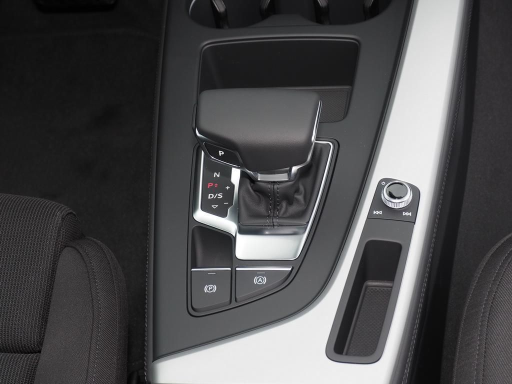 Audi A4 - Bild 8