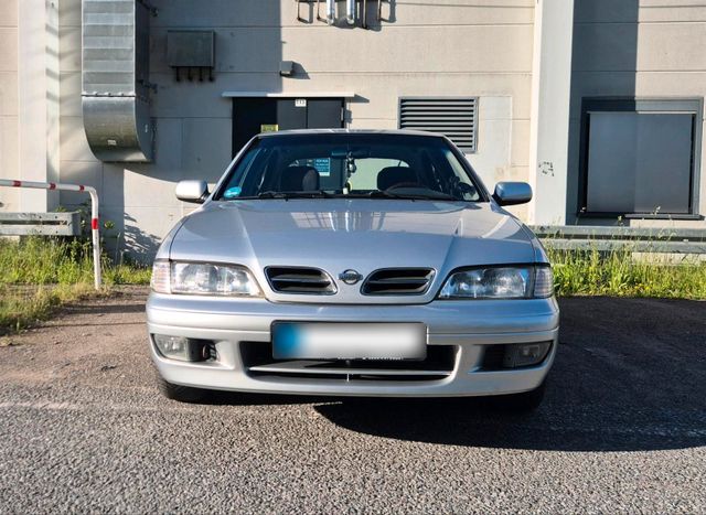 Nissan Primera P11