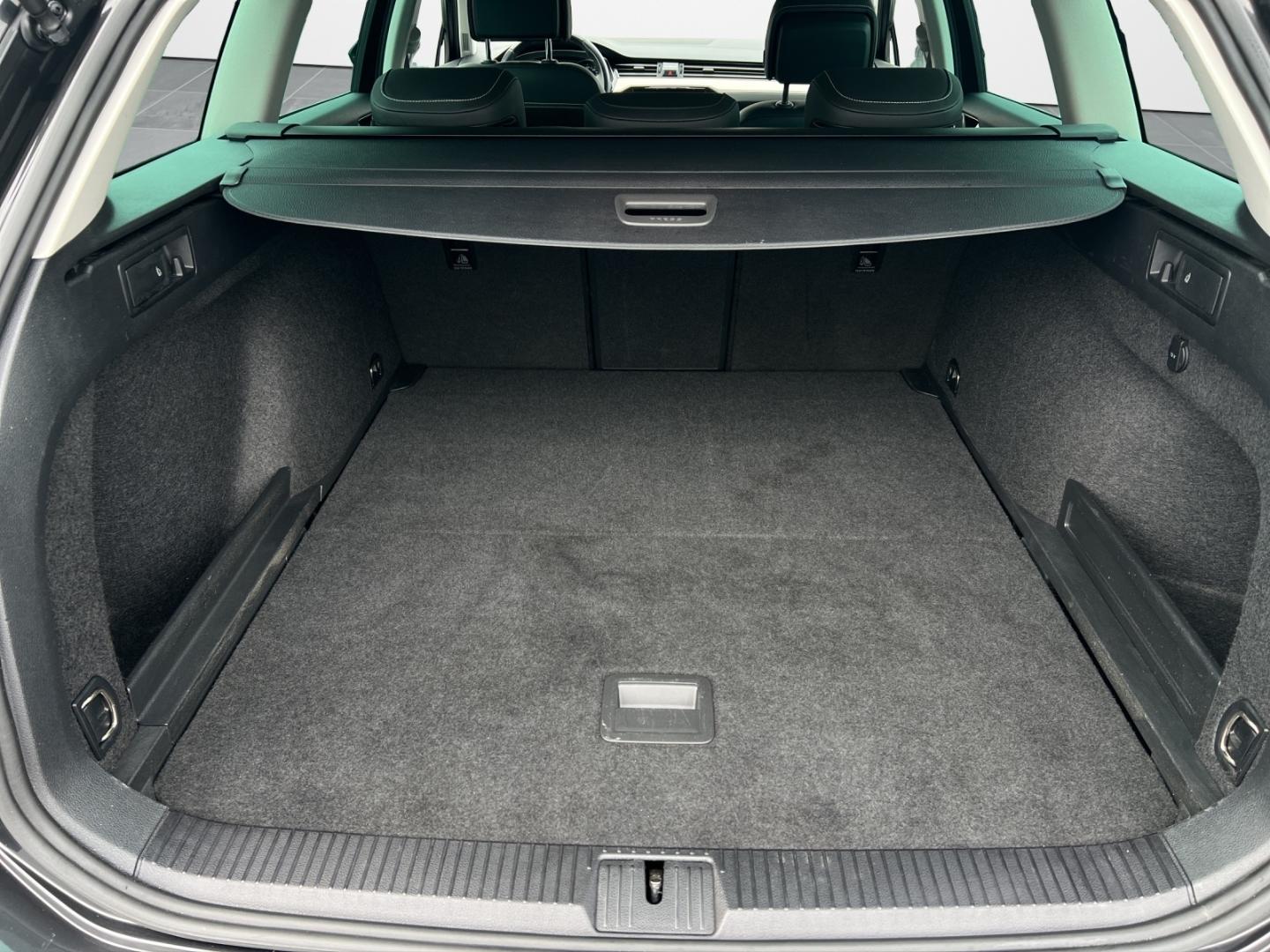 Volkswagen Passat Variant Elegance/SitzHz/ACC/DAB/Navi, миниатюра 13