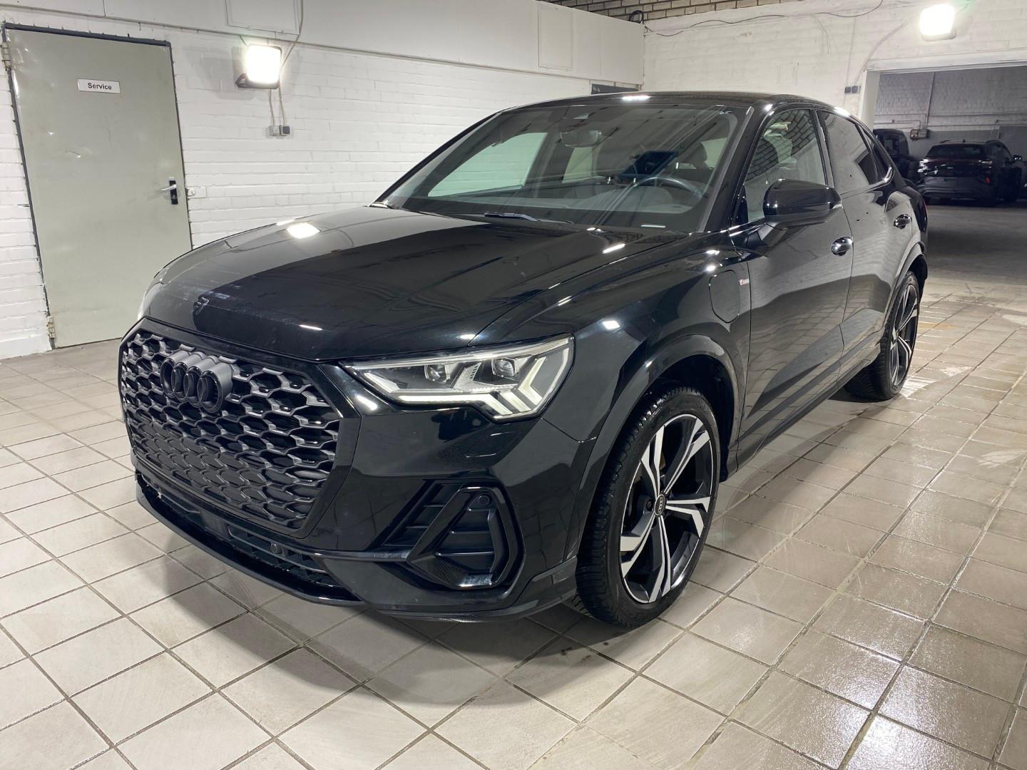 Audi Q3 Sportback 45 TFSIe S line AHK/KAM/NAVI