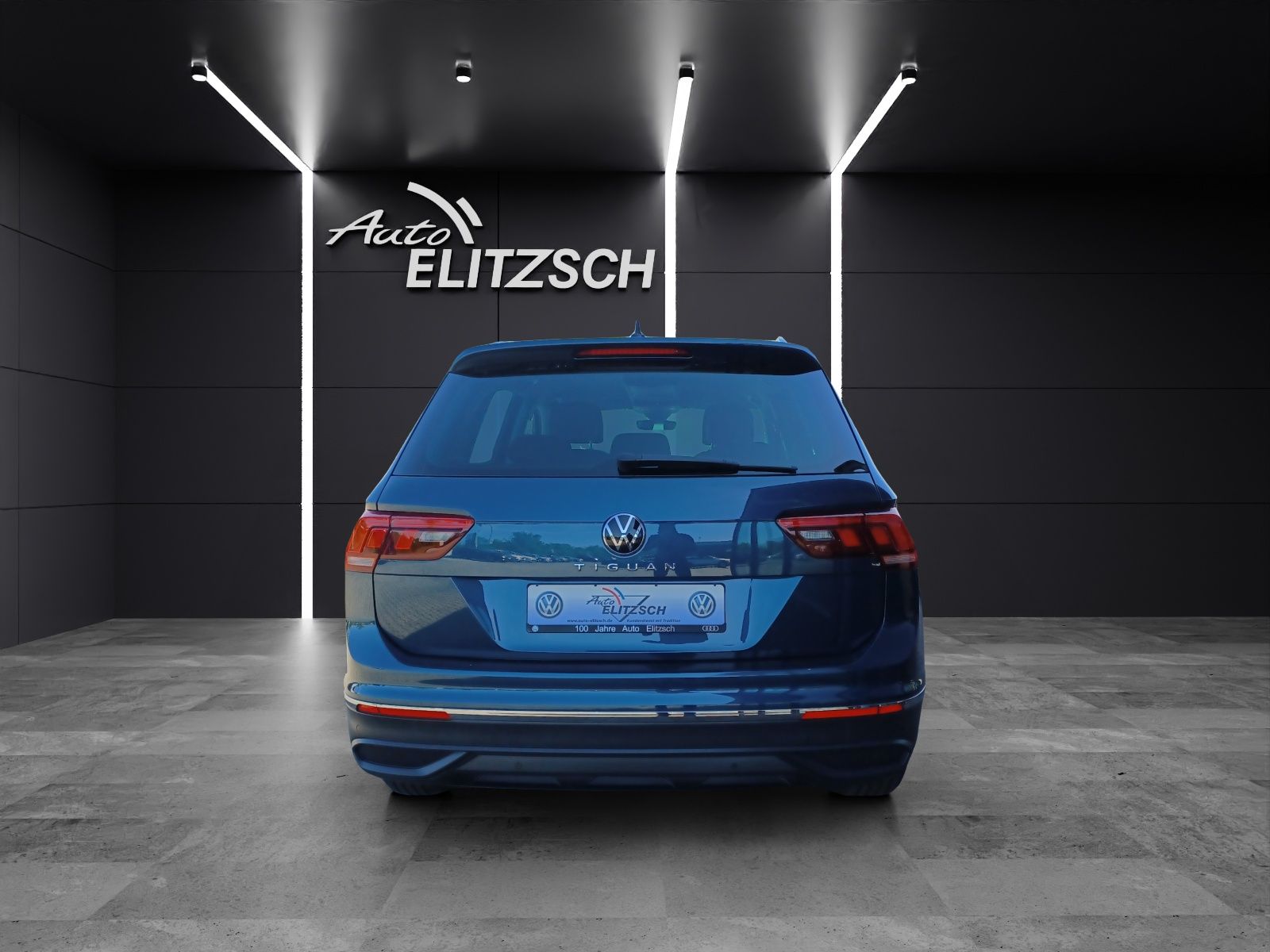 Fahrzeugabbildung Volkswagen Tiguan TSI United LED Navi ACC PDC SH LM