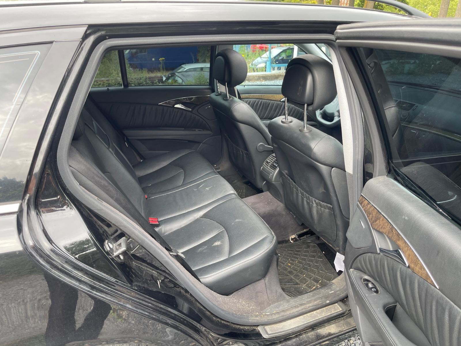 Mercedes-Benz E280 2005 — photo 15