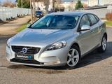 Volvo V40 Kinetic*Autom.*Klima*PDC* - silberne Volvo V40