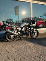 Yamaha FZS 600 - YAMAHA TOURER