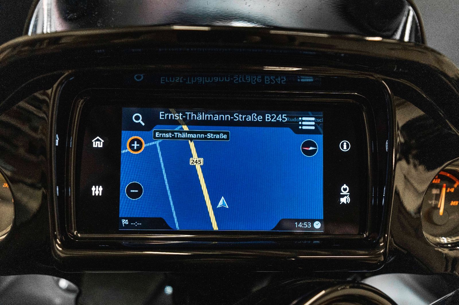 Fahrzeugabbildung Harley-Davidson FLTRXST Road Glide