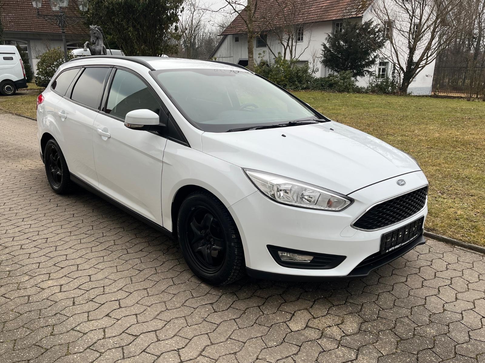 Ford Focus Turnier Business KLIMA NAVI Carplay SHZ