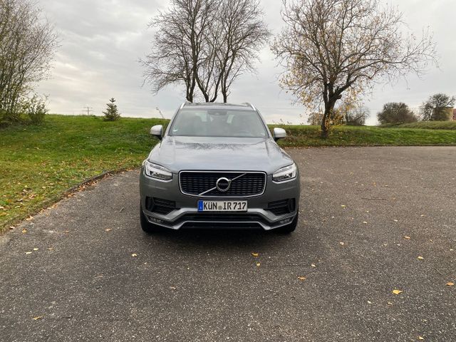 Volvo XC90 R Line