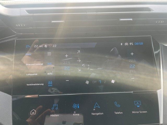 Fahrzeugabbildung Peugeot 408 GT PlugInHybrid 225 AT+Navigationssystem+Sou