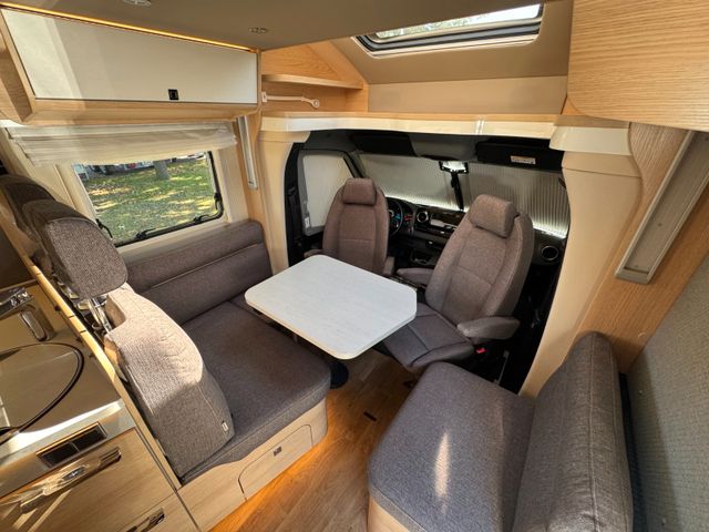 HYMER / ERIBA / HYMERCAR B MC T 550 White Line-Mercedes-Autom-Solar-Distr