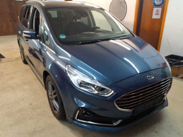 Ford Galaxy Titanium Pano. 7-Sitzer ACC Navi Sony LED