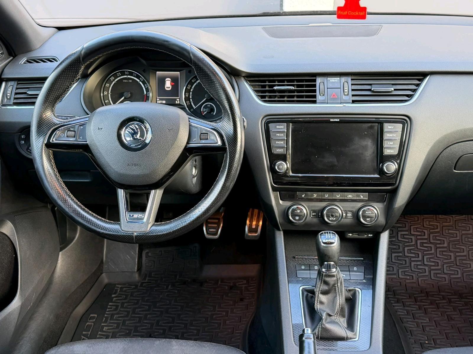 Skoda Octavia 2014 — photo 8