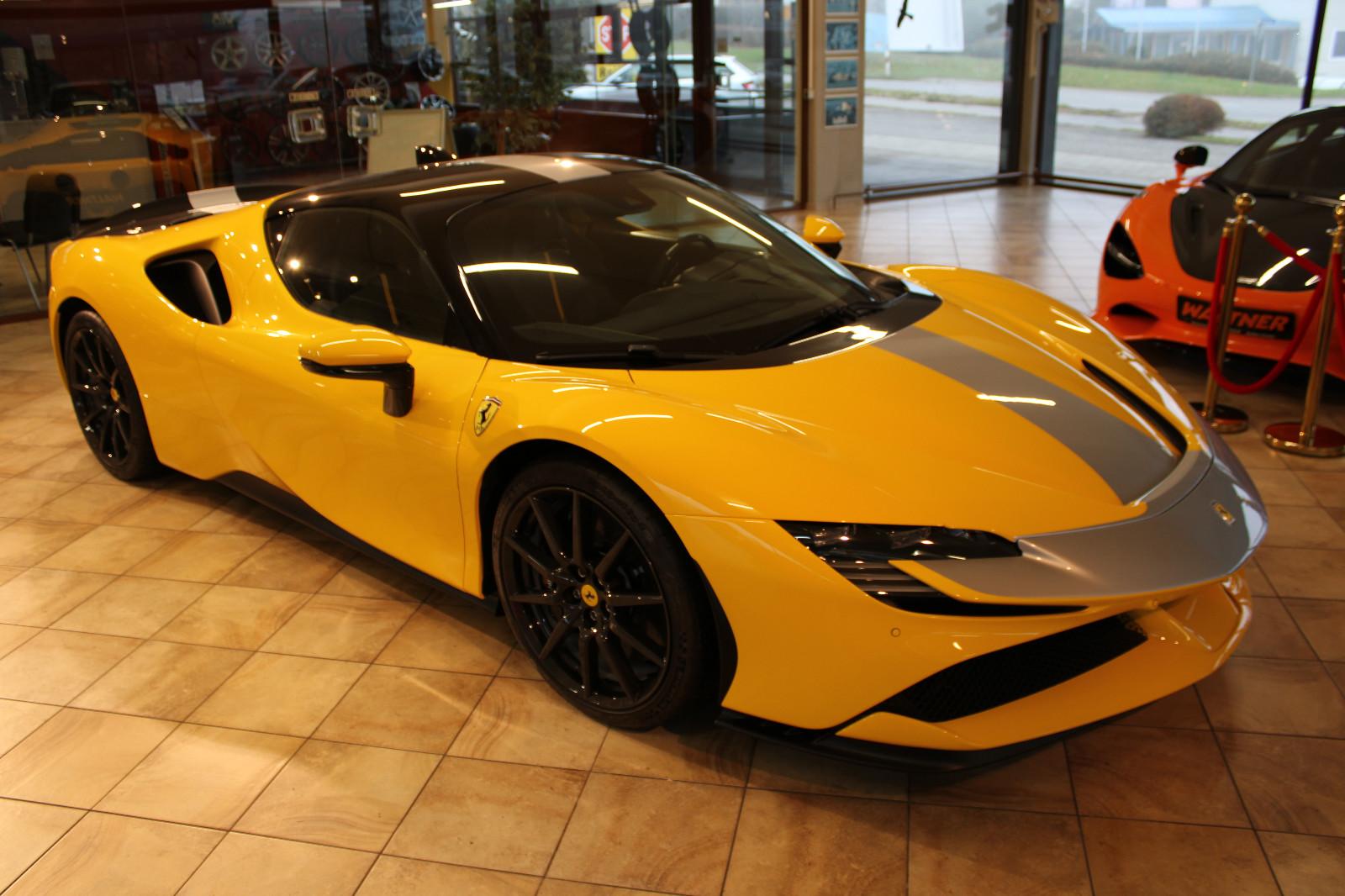 Ferrari SF90 *NP 580000+TZ+Assetto+Carbonfelgen*