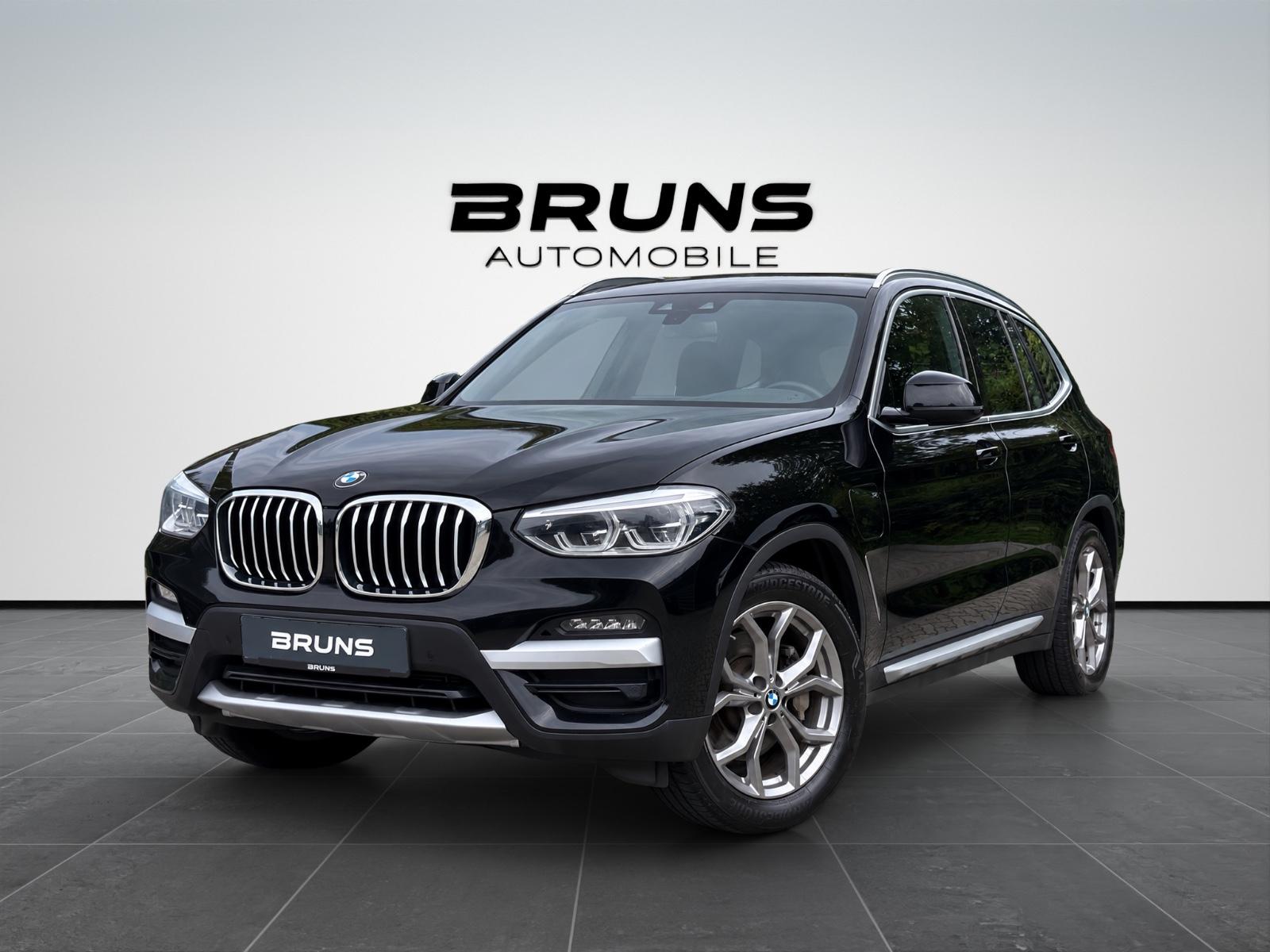 BMW X3 xDrive 30 e xLine AHK Leder HUD LED