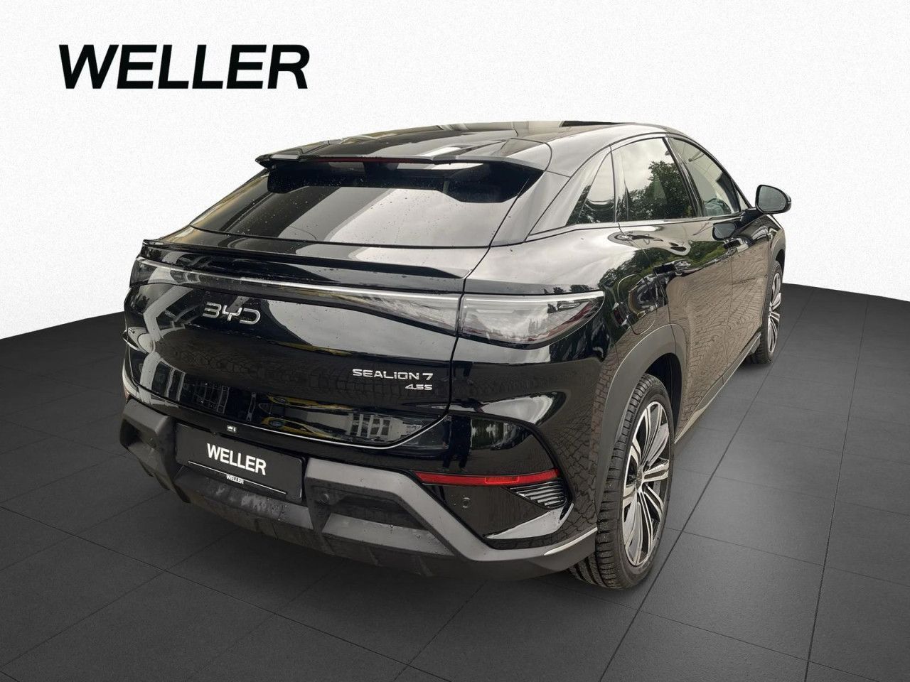 BYD SEALION 7