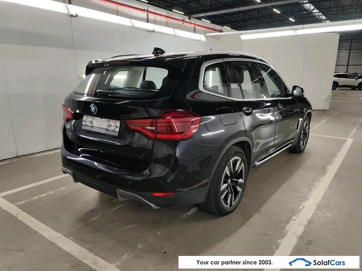 BMW iX3 sDrive35 Pano LED LC-Pro Ambient ACC Navi L imagem 3