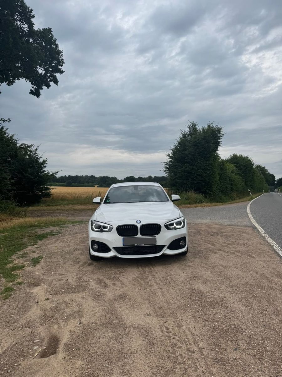 BMW BMW 118i F21