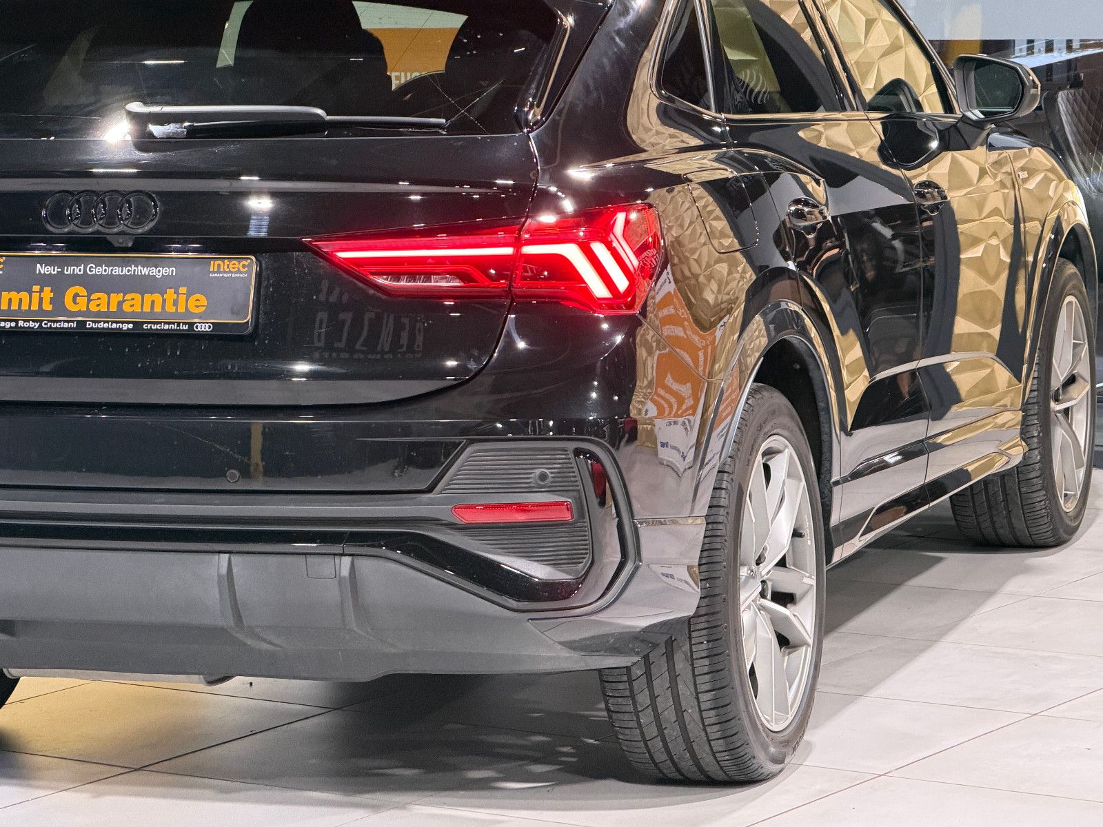 Fahrzeugabbildung Audi Q3 Sportback 35 TDI/S-LINE/BLACK-EDIT/LED/KAMERA