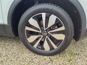 Bild 10 VW T-Roc 1.0 Move - LED, SHZG,NAVI,PDCv+h