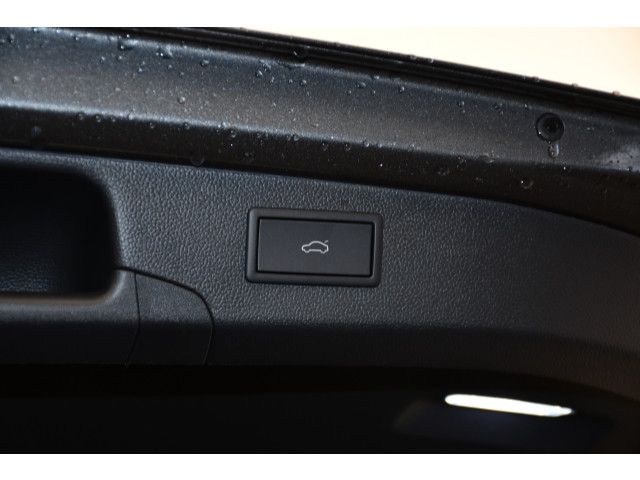 Volkswagen Passat Variant - Bild 13