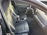 Volkswagen Golf Variant R-Line 2.0TDI AHK|Keyless|LED|Navi| - Volkswagen Golf: Variant TDI