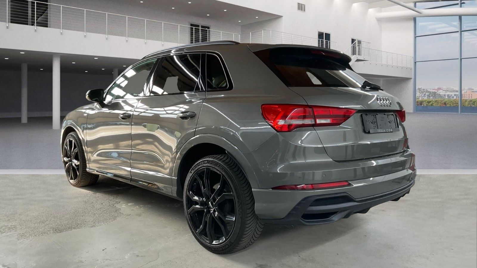 Audi Q3 35 TDI S line AHK OPTIK-PA. imagem 3