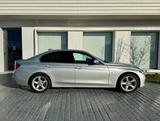 BMW 330d Luxury Line - silberne BMW 330