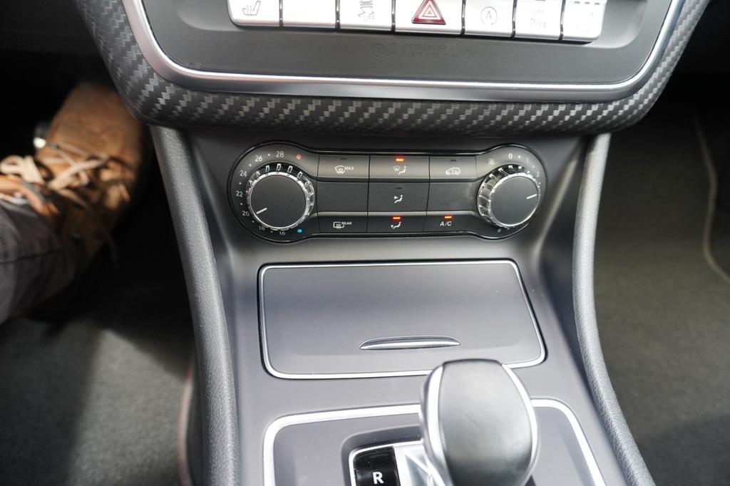 Mercedes-Benz A 45 AMG