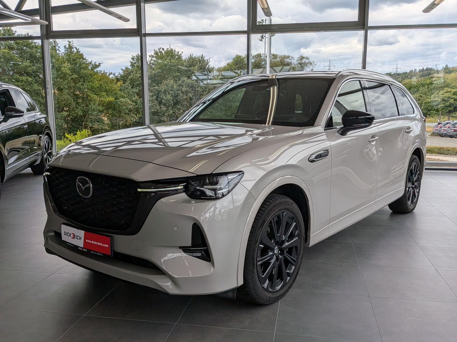 Vehicle image Mazda CX-80 3.3L E-SKYACTIV D 254 HOMURA+ 7-seat Pano