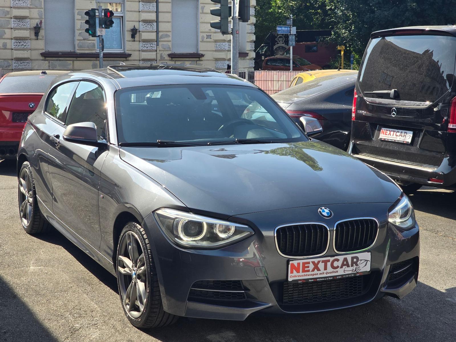 BMW Série 1 M135i 3.0 320ch BVA Toit Ouvrant H&K - 1ERE MAIN