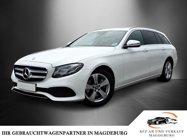 MERCEDES-BENZ E 220 E T-Modell 4Matic/ NAVI/Kamera/AHK/SHZ