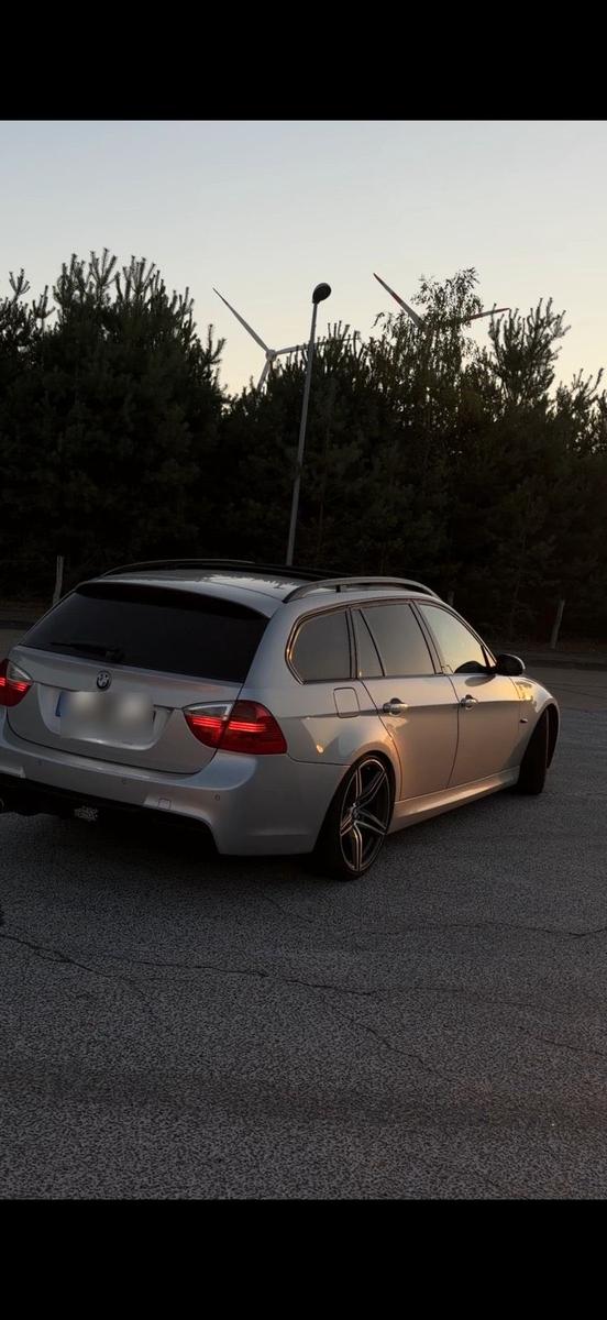 BMW 325, 2006