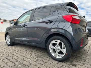 Hyundai i10 1.0 CONNECT & GO - NAVI - SOFORT