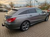 Mercedes-Benz CLA 220 Shooting Brake+Automatik+AHK+Scheckheft - Mercedes-Benz CLA Shooting Brake aus 2017