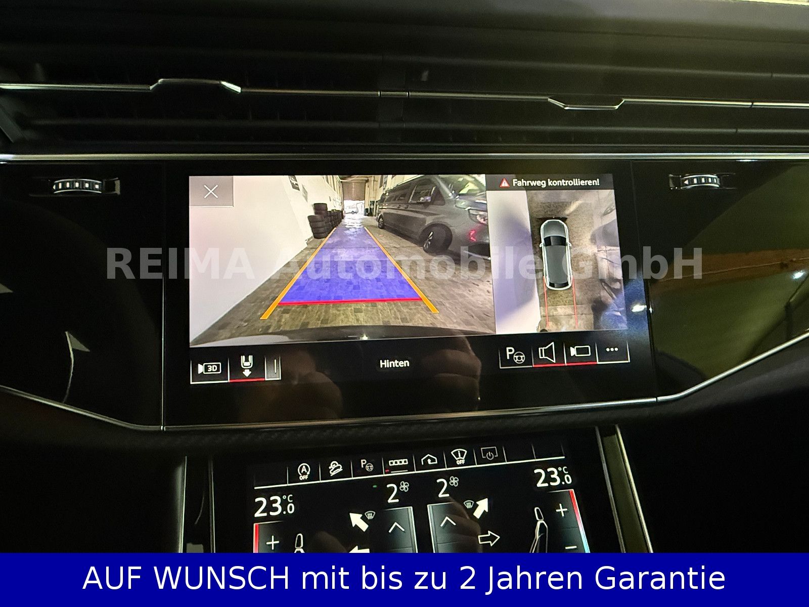 Fahrzeugabbildung Audi RSQ8 4.0 TFSI quattro, Matrix, B&O, Pano, AHK